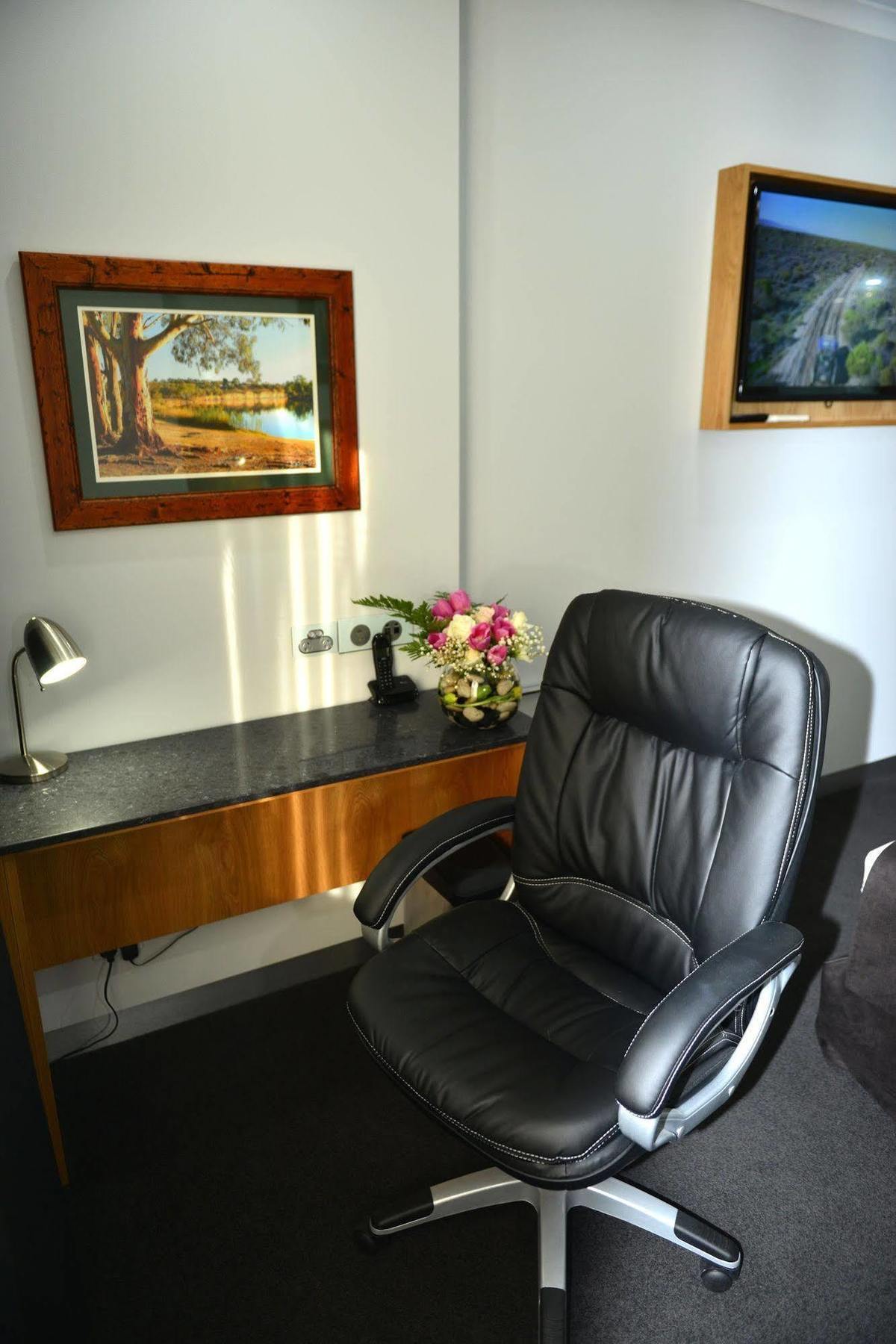 Waikerie Hotel Motel Ngoại thất bức ảnh
